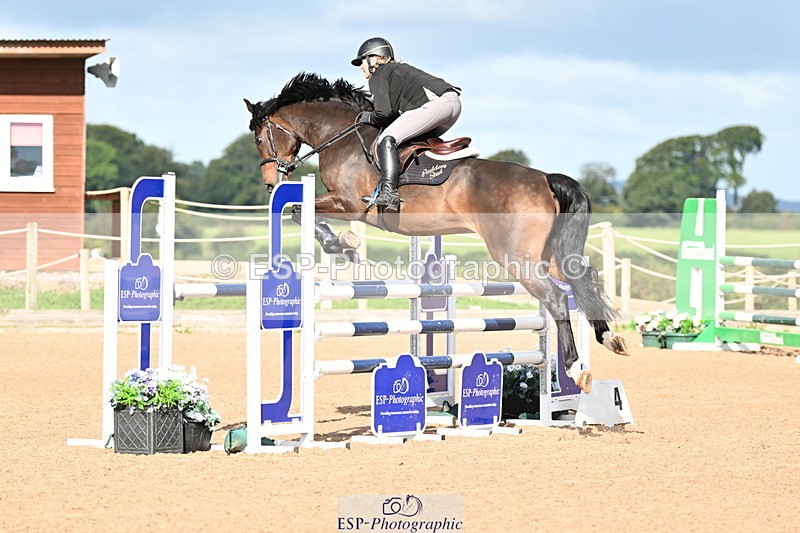 240912A-095253-00273 - Cls 1 Snr 1.05m & 1.10m Open