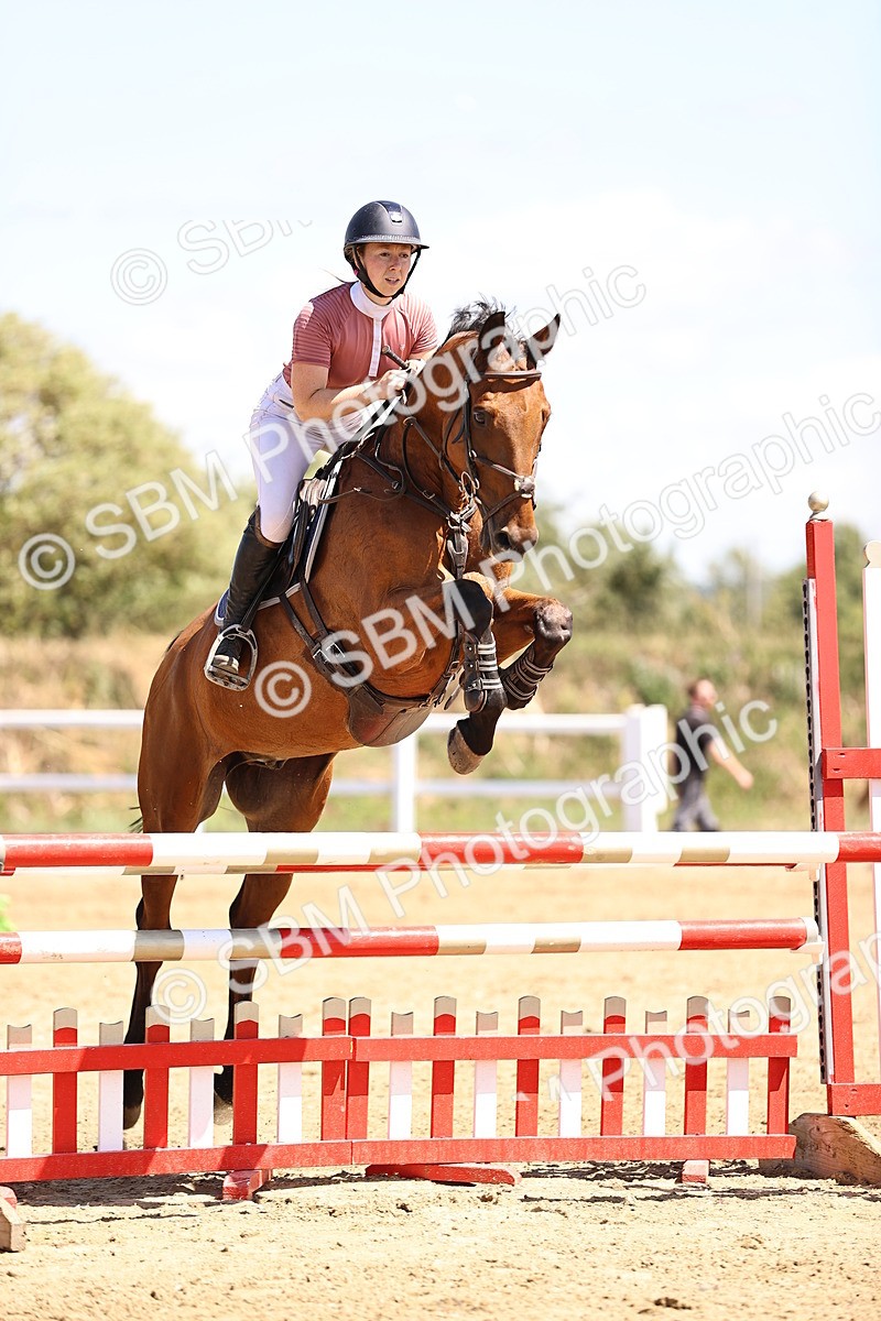 SBM_014509 - Class 15 - Senior Newcomers - 1.10m Open