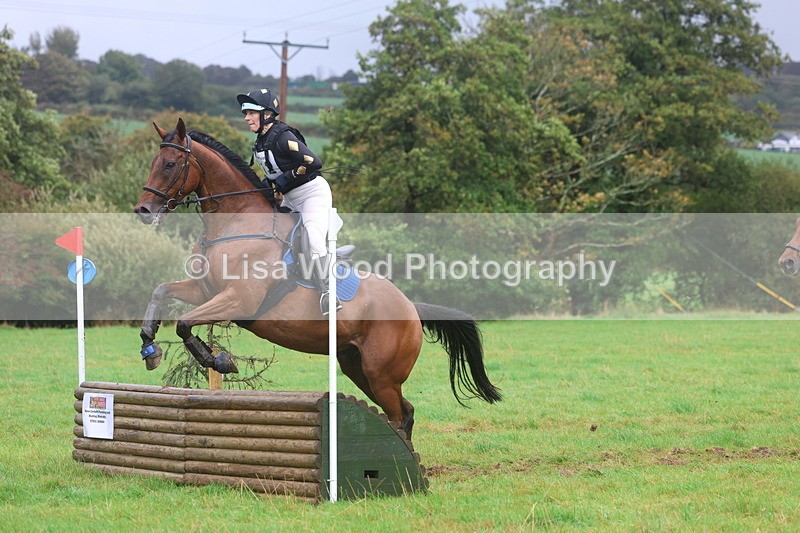 3E7A1609 - Class 3: 70cm Pairs: Half Roll Top