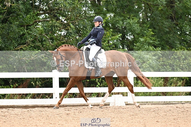 240815A-114651-00853 - 159-Verity.Perry-Bianchi