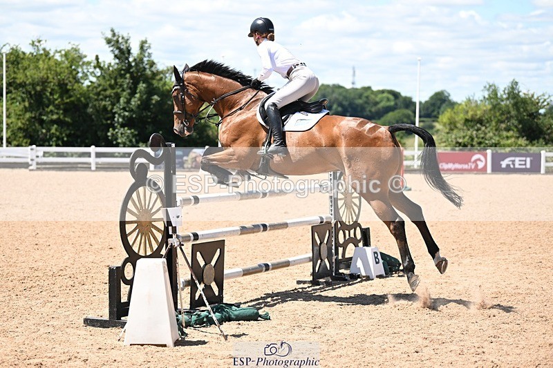 250709-132707-00855 - Cls 4 Snr Newcomers & Snr 1.10m