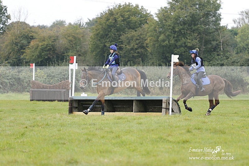  WWHT 171021 2024 - Novice Pairs (0.80m)  17/10/21
