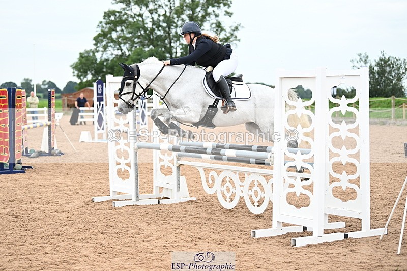 240907A-130313-01839 - Cls 3 Pony Medium Team 80cm & 90cm