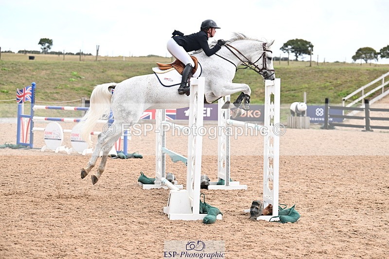 250827B-142842-00742 - Cls 6 Snr Fox 1.20m & Cls 7 1.30m