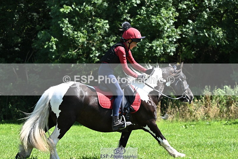 240729B-143426-02813 - Abbie's Group XC