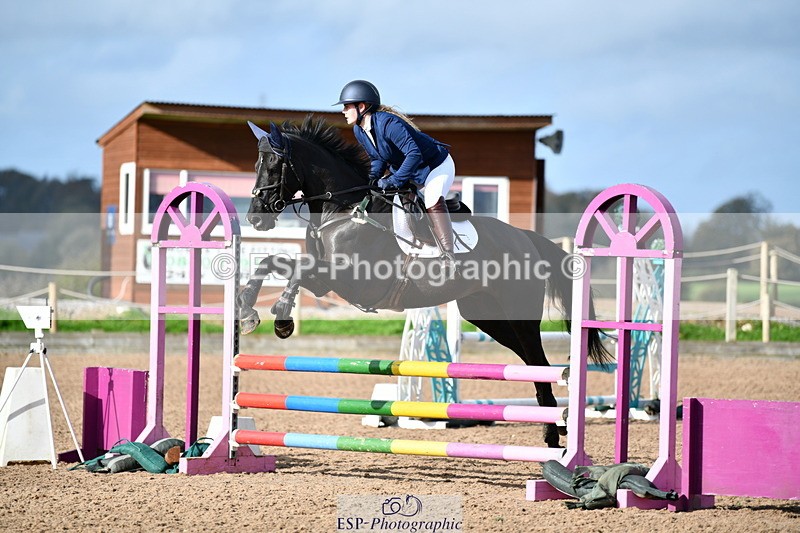 241026A-112515-01001 - SAT Cls 24+25 Club and Schools 80cm