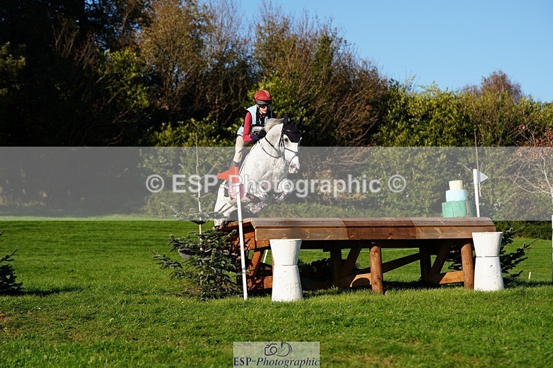 241026-152858-14367 - 593-Abbie.Burbidge-BLUEBIRD