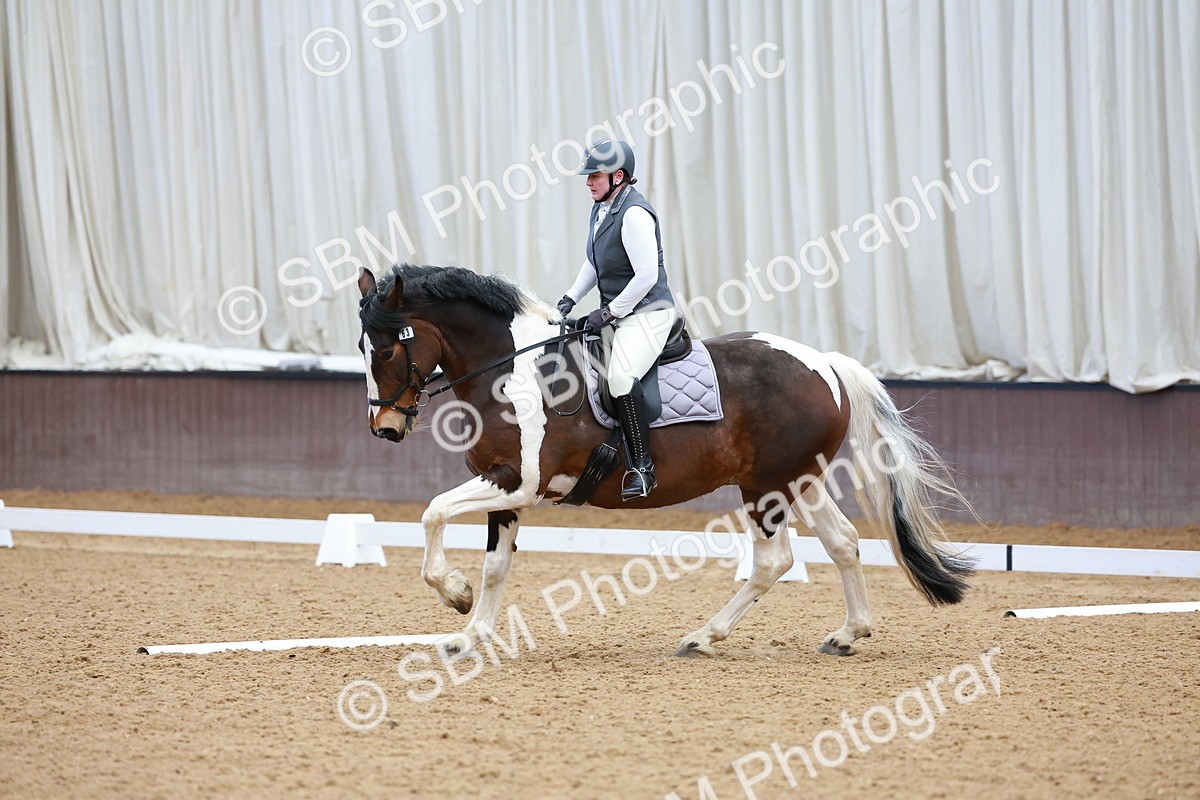 SBM_002886 - Class 14 - Novice 2