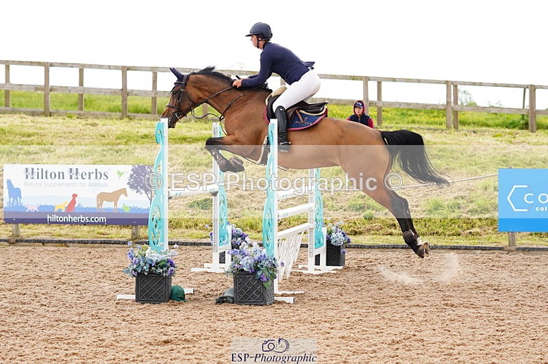 240526A-112418-07788 - Cls 26 Chard Equ 1.05m and 1.10m Grand Prix