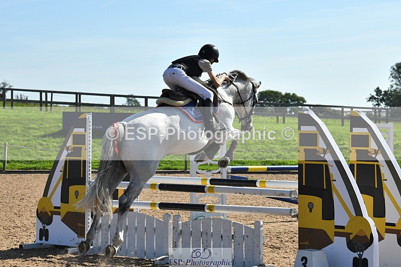 230903A-110638-03814 - Cls 13 1.05m Amateur Quali