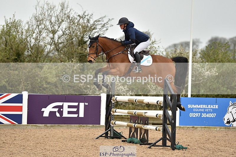 240327A-130840-00517 - Cls 4 Newcomers and 1.10m Open