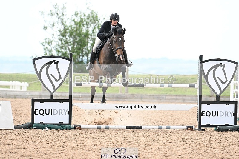 250611-135453-00737 - Cls 6 Snr Foxhunter & 1.20m Open