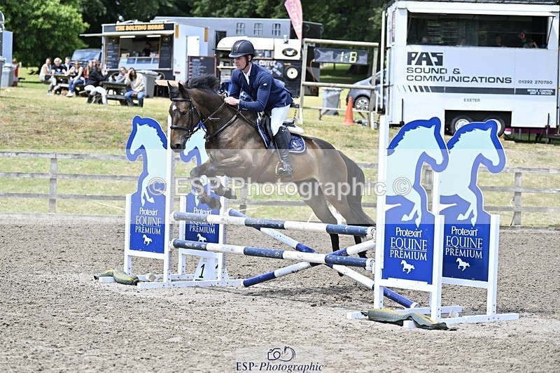 240710-120113-22548 - Cls 203 4 Yr Old 90cm