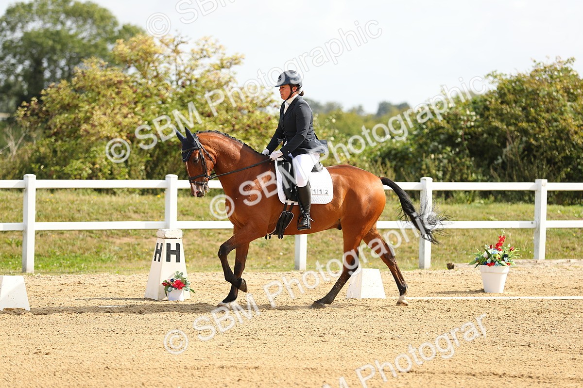 SBM_015492 - Class 14 - Novice 23 - 10.29-11.32