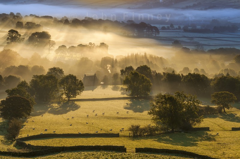 Edale Valley, Peak District. - Peak District & surrounding area