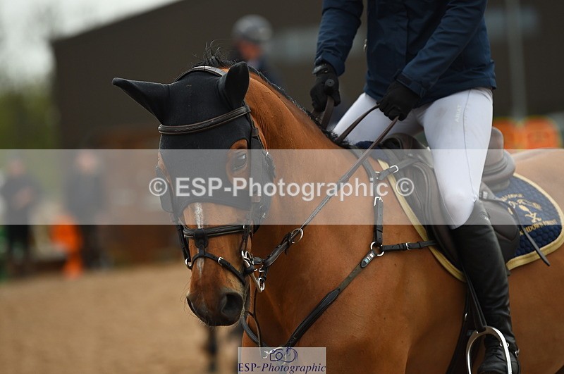 230505A-094430-02758 - Cls 20 Snr Foxhunter