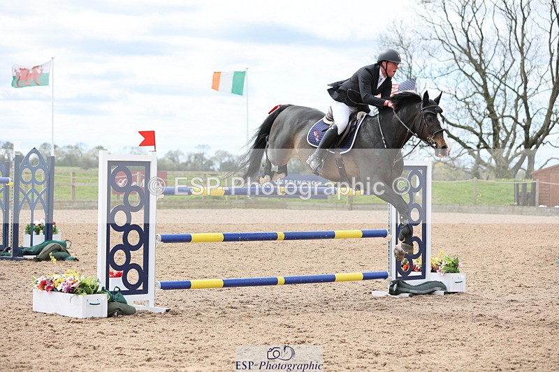 240419A-122941-07265 - Cls 6, 2 Star Medium Tour 1.35m