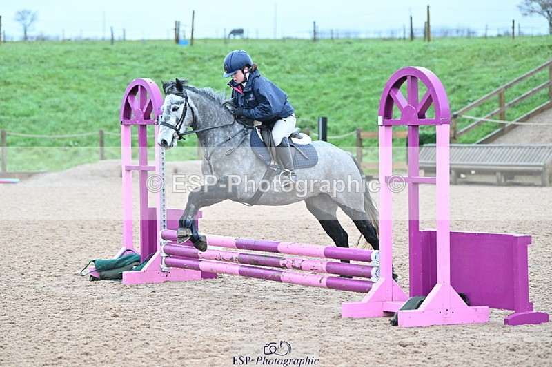 231203A-090629-00063 - Cls 11 Clear Round