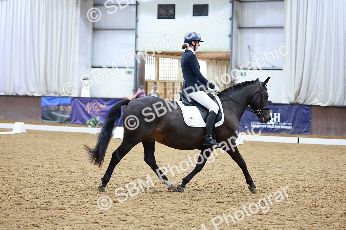 SBM_004446 - Class 12 - E2 Championship - 14.50-15.53