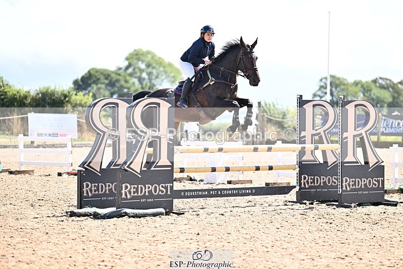 250827B-131802-00518 - Cls 4 Snr Newcomers 1.10m