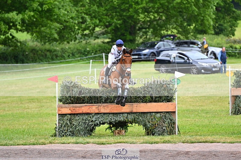 250524A-093112-08701 - A-001-Jemima.Howden-HEADS.UP