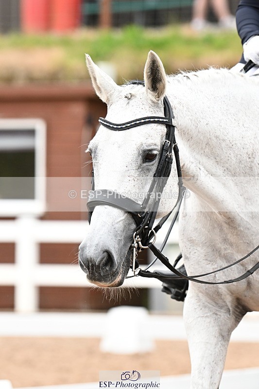 240815A-140429-01945 - 139-Chloe.Makepeace-Beechfield.Diamond