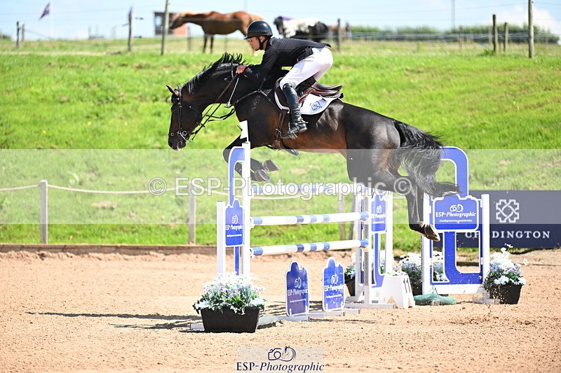 240718A-120112-04948 - Cls 1, 3 Star Small Tour 1.35m