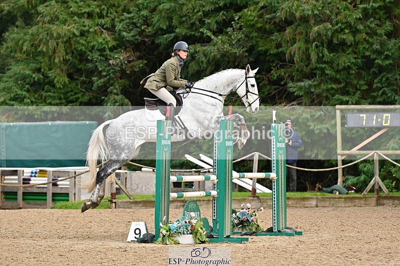 251026A-114527-24106 - D-329-Clementine.Montgomerie