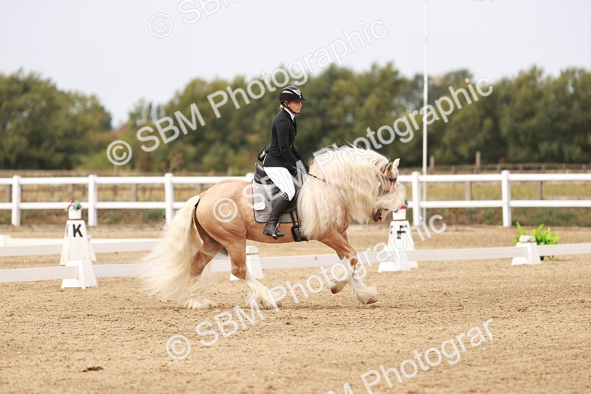 SBM_000752 - Class 1 - Prelim 5 - 10.40-11.36