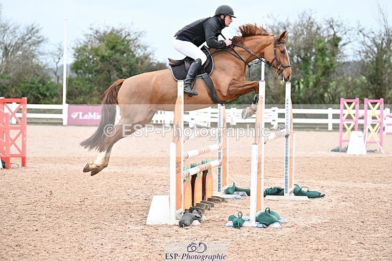 241206-135956-01035 - Cls 6 Foxhunter and 1.20m Open