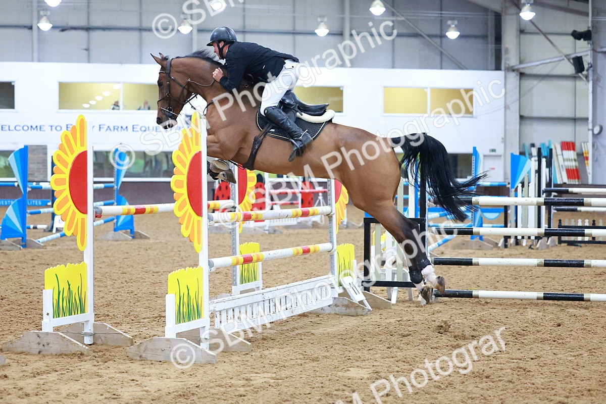 SBM_002101 - Class 5 - Senior Foxhunter 1.20m