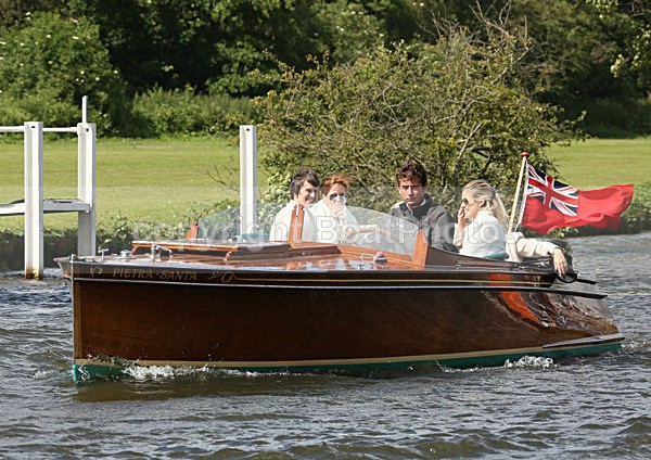 120701 PIETRA SANTA WT7A3890 - HENLEY ROYAL REGATTA - Sunday 1st July 2012