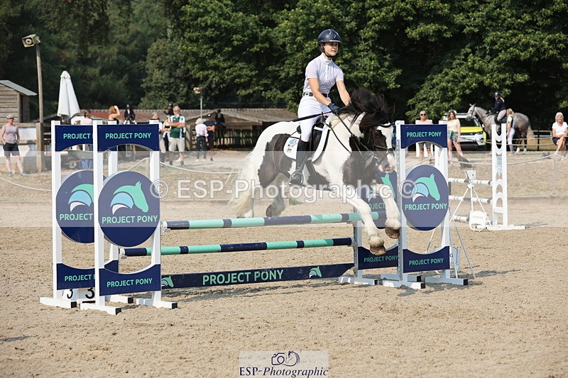 250816A-103809-00784 - Cls 3 Snr British Novice