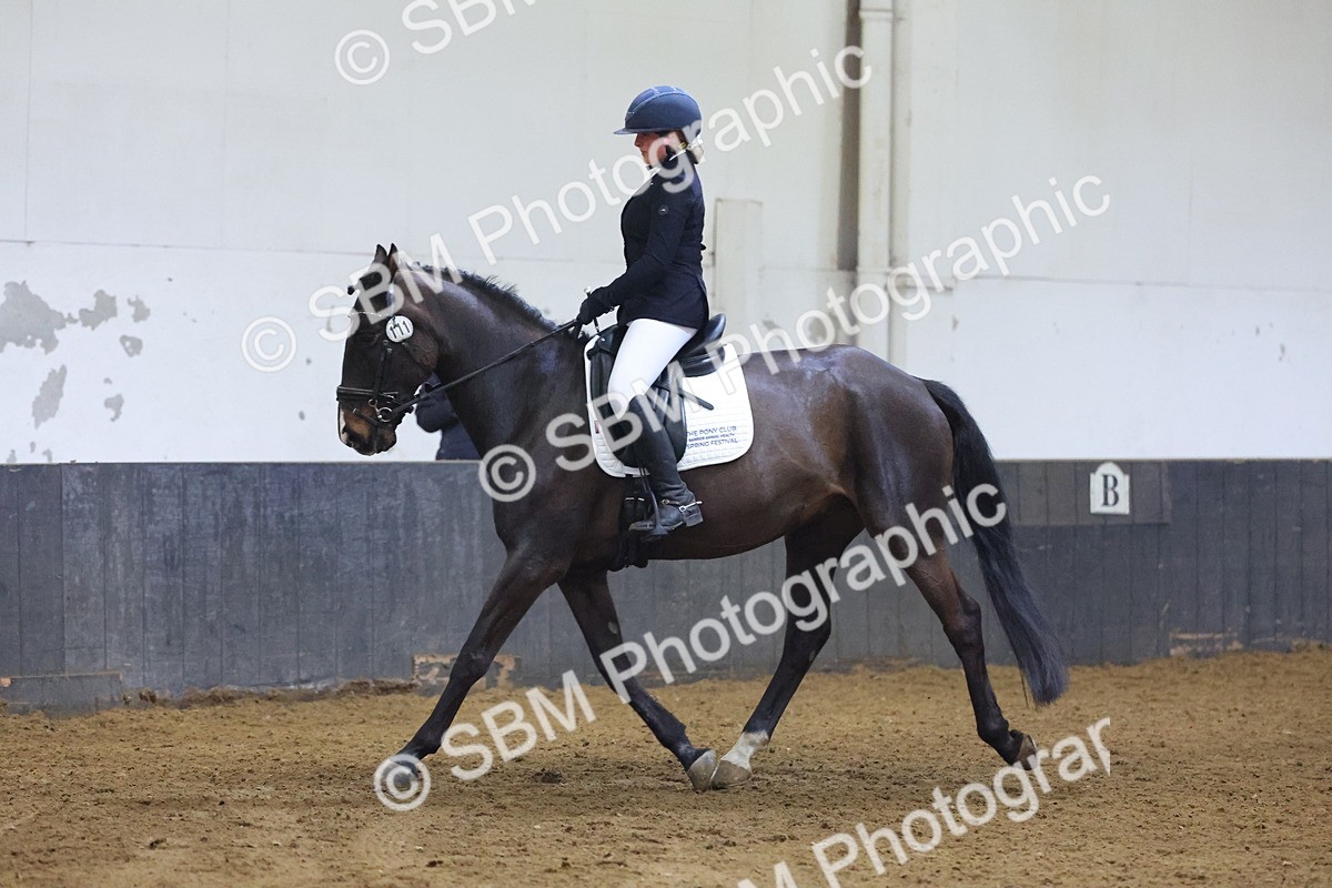 SBM_003151 - Class 9-10 - MQ U21 Open Novice 1