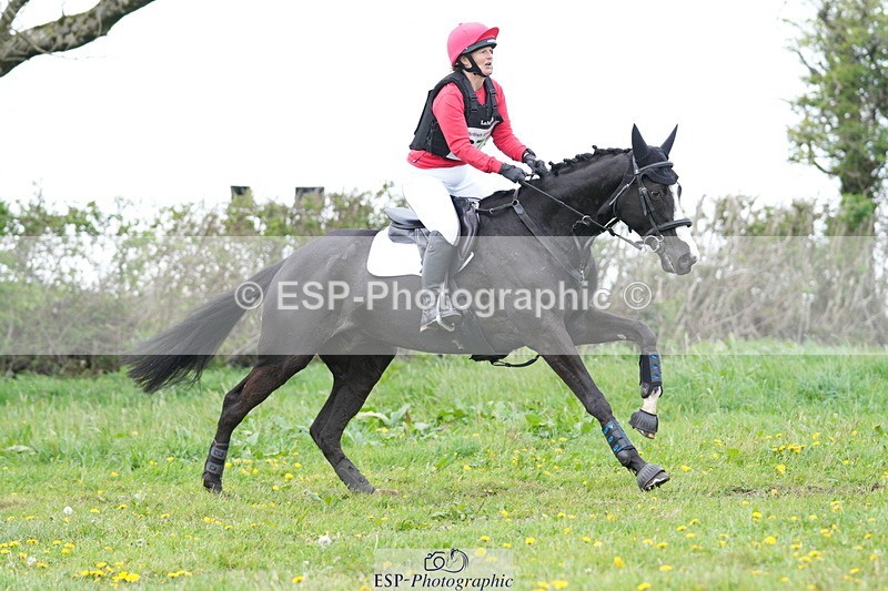 250419-162209-13090 - 673-Sarah.Whitehead-SHAKE.HIM.UP