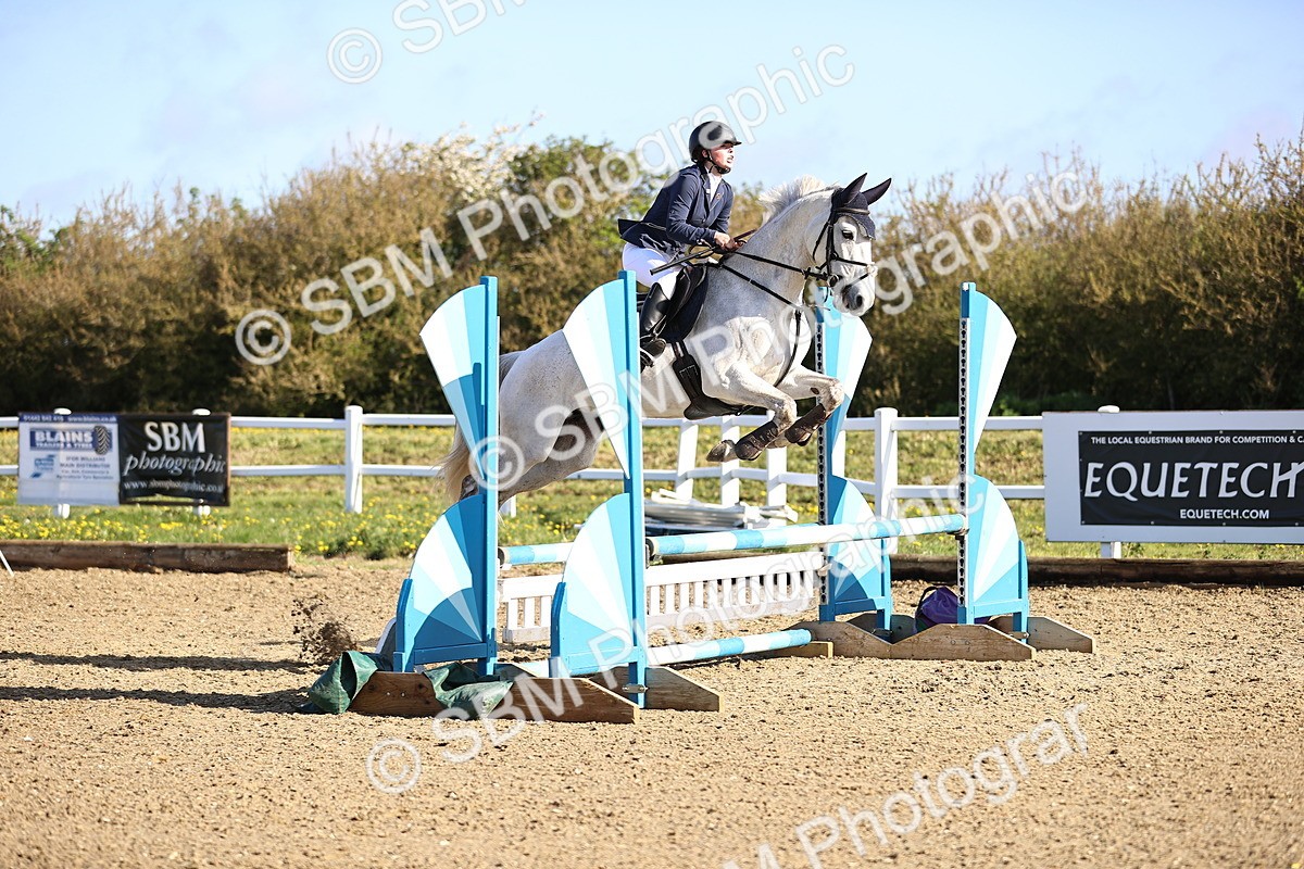 SBM_002832 - Class 14 - Clear Round