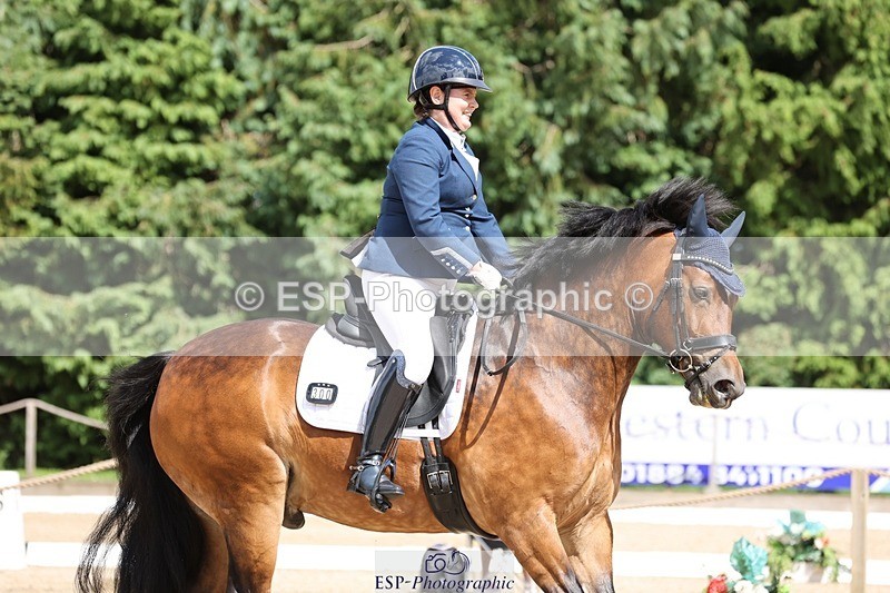 240721-152101-09696 - 300-Alison_Crimp-Crwys_Beau