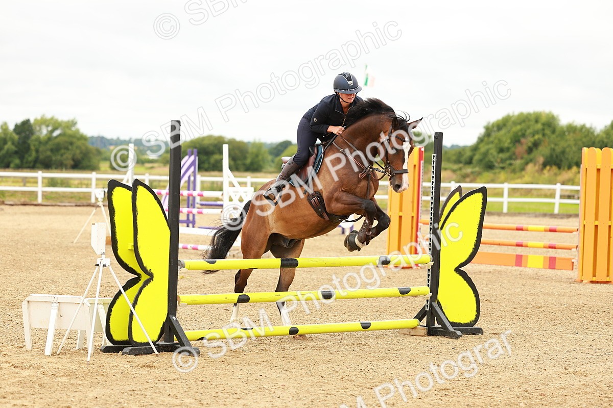 SBM_001514 - Class 8 - Clear Round
