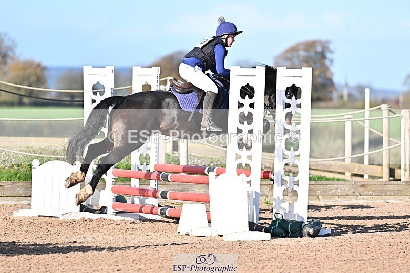 251102-100355-00153 - 70cm