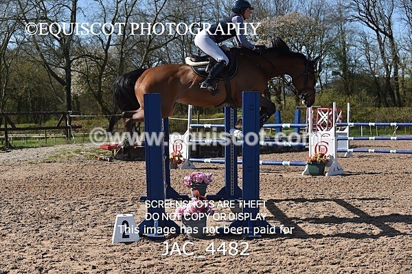 JAC_4482 - CLASS 11 SAT Andrew Hamilton Coach, RHS Foxhunter Championship Qualifier