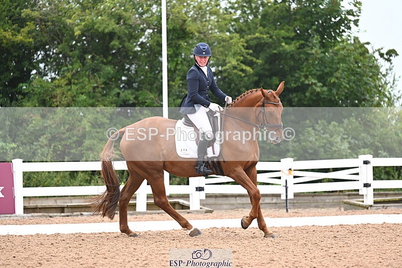 240815A-103709-00131 - 259-Amy.Harris-Stormhill.ultima