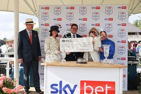 yr20082022r4-277 - Race 4 3.35pm Sky Bet Ebor