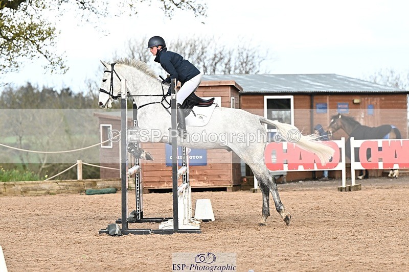 250416-095210-00134 - Cls 1 British Novice and 90cm