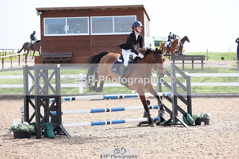 240406A-105500-02913 - Cls 20 British Novice and 90cm Open