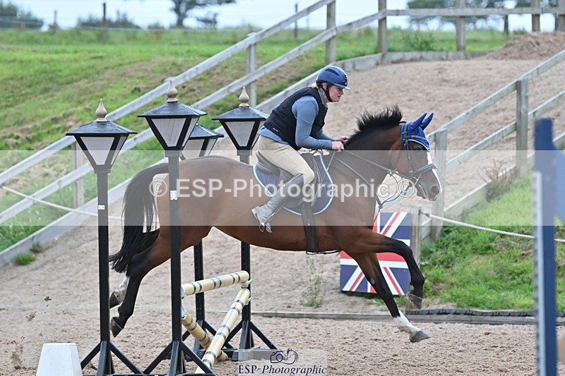 240813-180214-00566 - Classes 5 A&B & 6 80cm