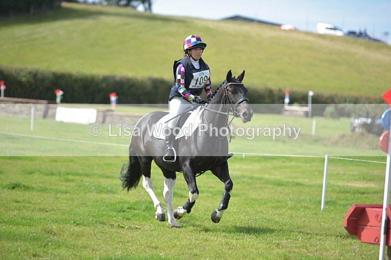 RAY_8291 - Class 1: Trebudannon Open: Red Table