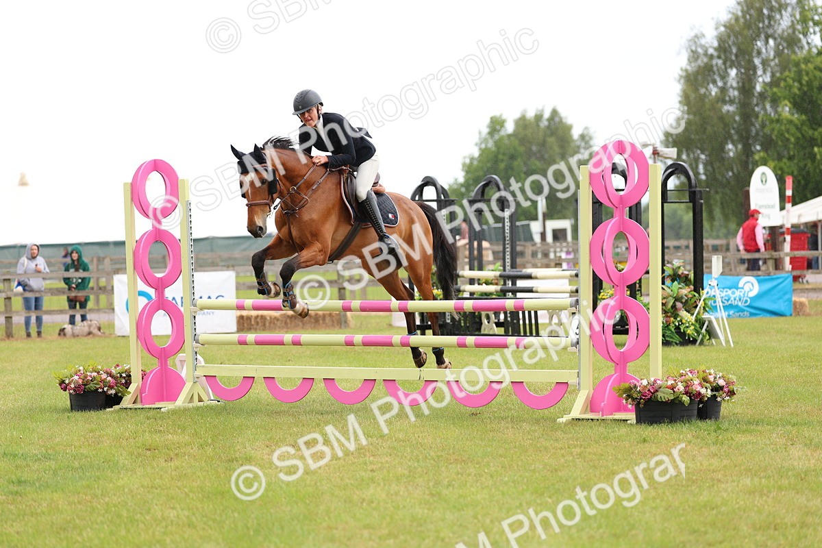 SBM_11639 - Class 205 - Tarmac Senior 1m Open