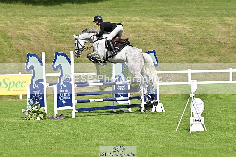 250613A-102443-00427 - Cls 1 Snr Newcomers and 1.10m Open