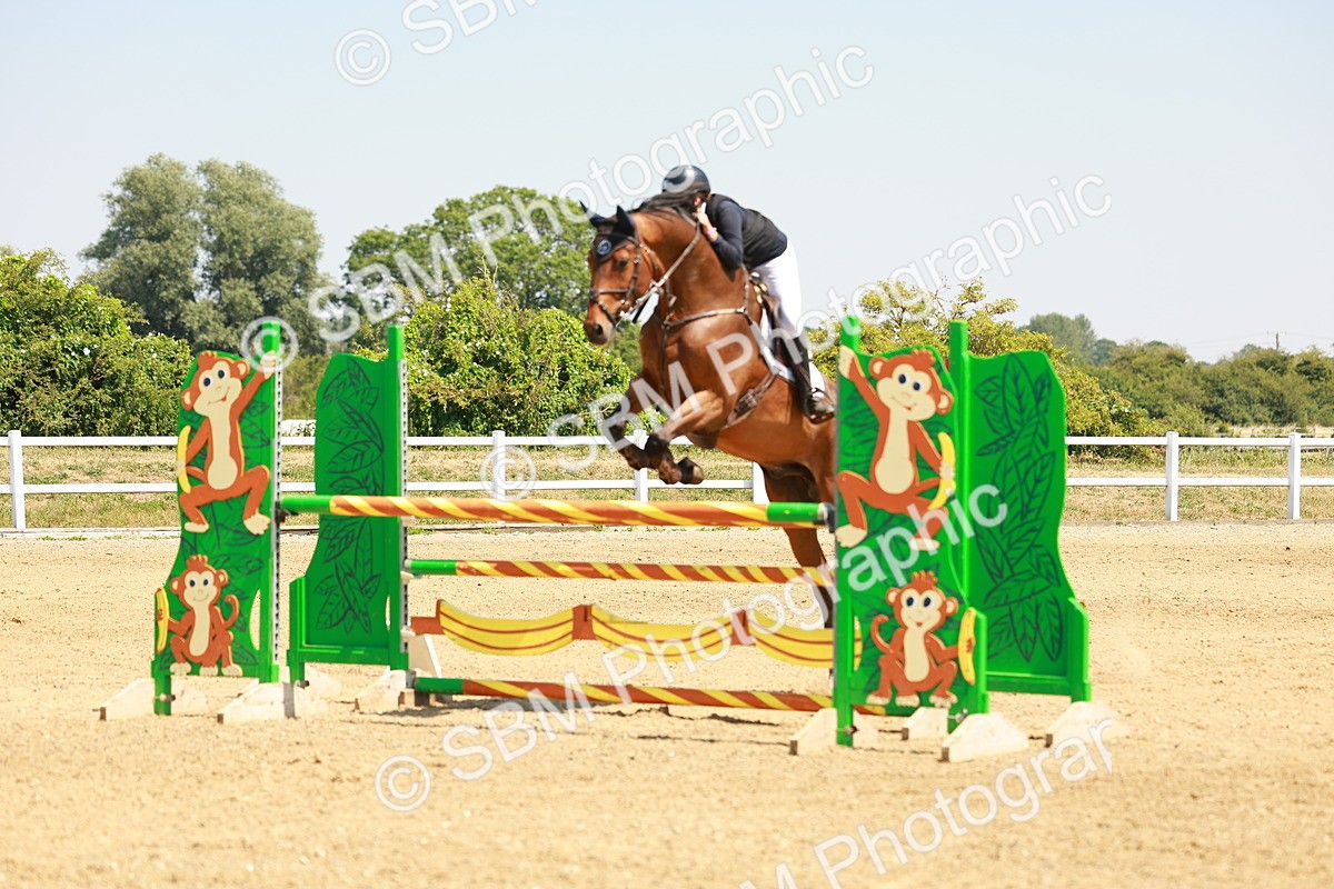 SBM_001650 - Class 4 - Senior Newcomers - 1.10m