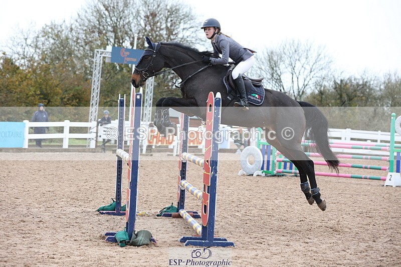 231112A-122657-03994 - Cls 19 Snr 1.05m Open